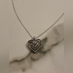KA 1778 Sterling Silver Diamond Accented Heart Pendant Necklace